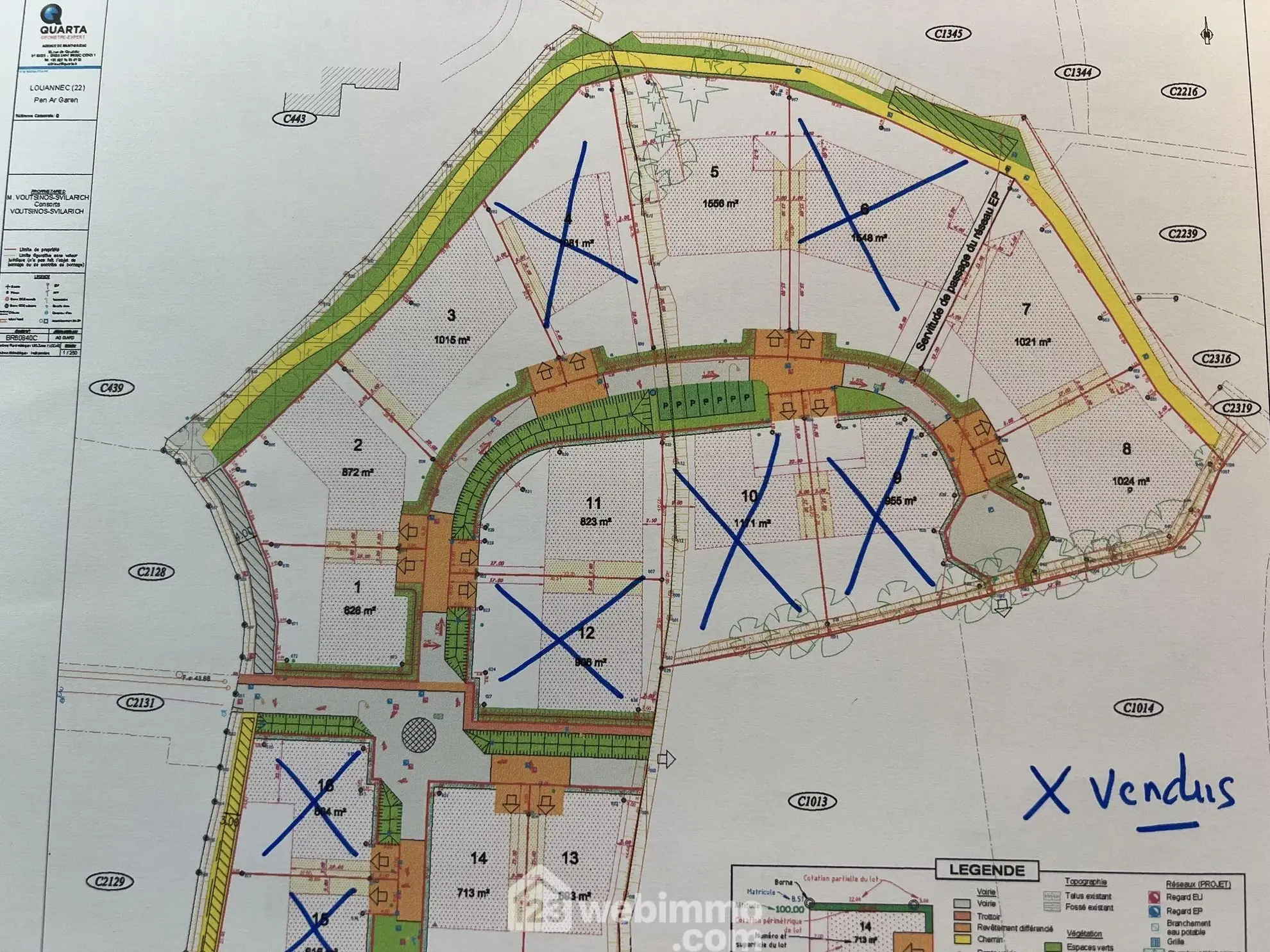 Terrain constructible de 872 m² à Louannec, secteur résidentiel privé 