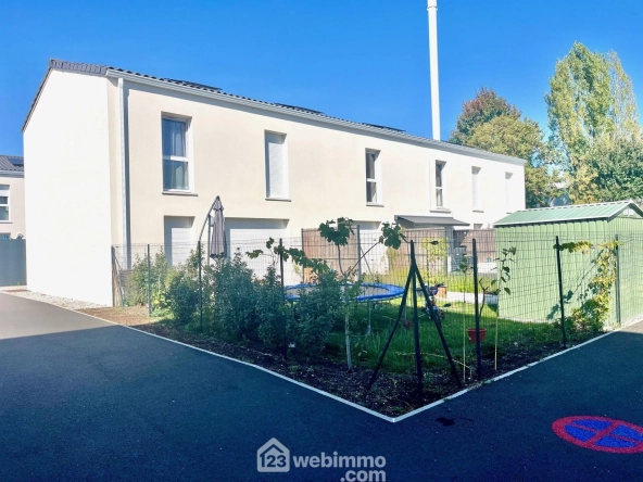 Maison neuve à vendre à Lormont - 2 chambres, jardin et proximité des commodités