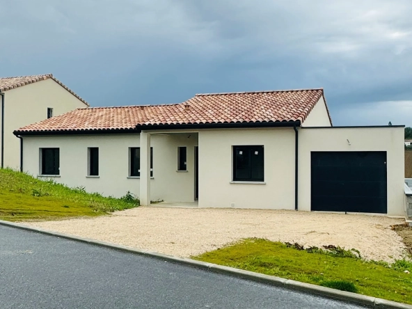 Villa de plain-pied à Verfeil avec 3 chambres et garage