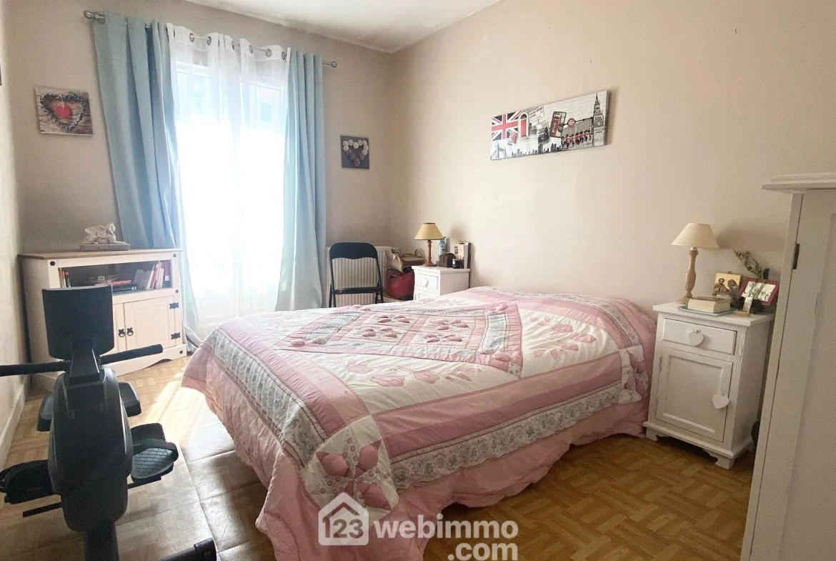 À vendre maison de plain-pied de 76 m² à Marle - Terrain de 767 m² 