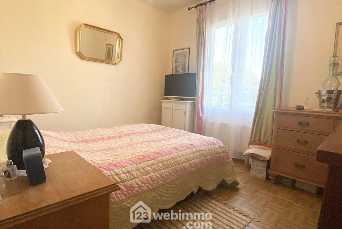 À vendre maison de plain-pied de 76 m² à Marle - Terrain de 767 m² 