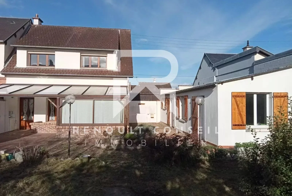 Charmante maison de ville de 115 m² à Caudebec-lès-Elbeuf avec jardin et garage 