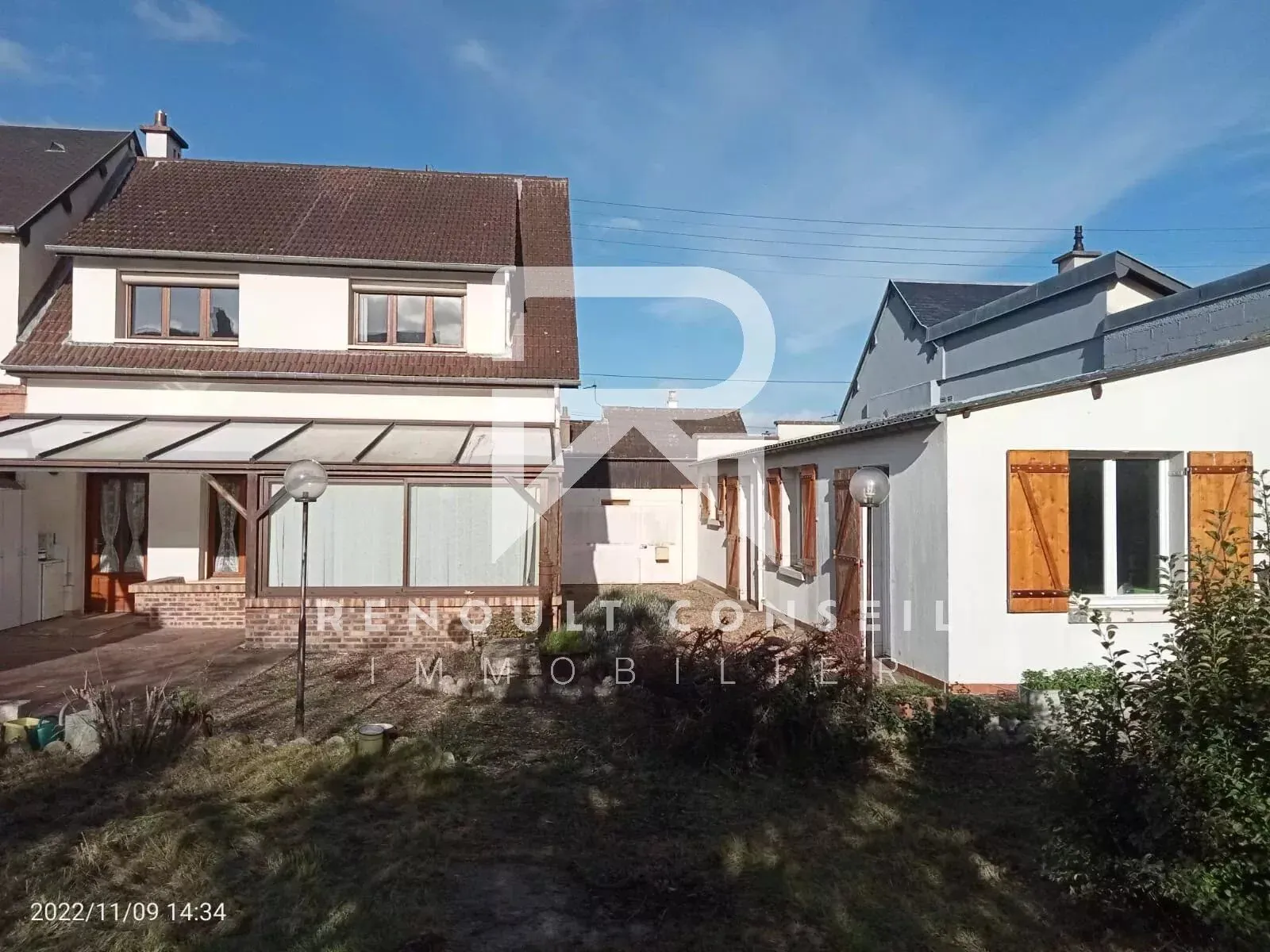 Charmante maison de ville de 115 m² à Caudebec-lès-Elbeuf avec jardin et garage 