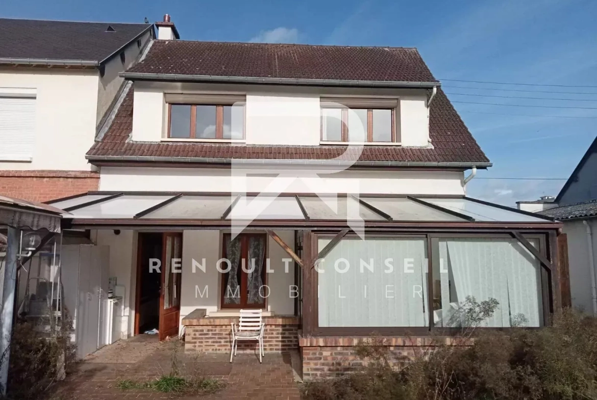 Charmante maison de ville de 115 m² à Caudebec-lès-Elbeuf avec jardin et garage 