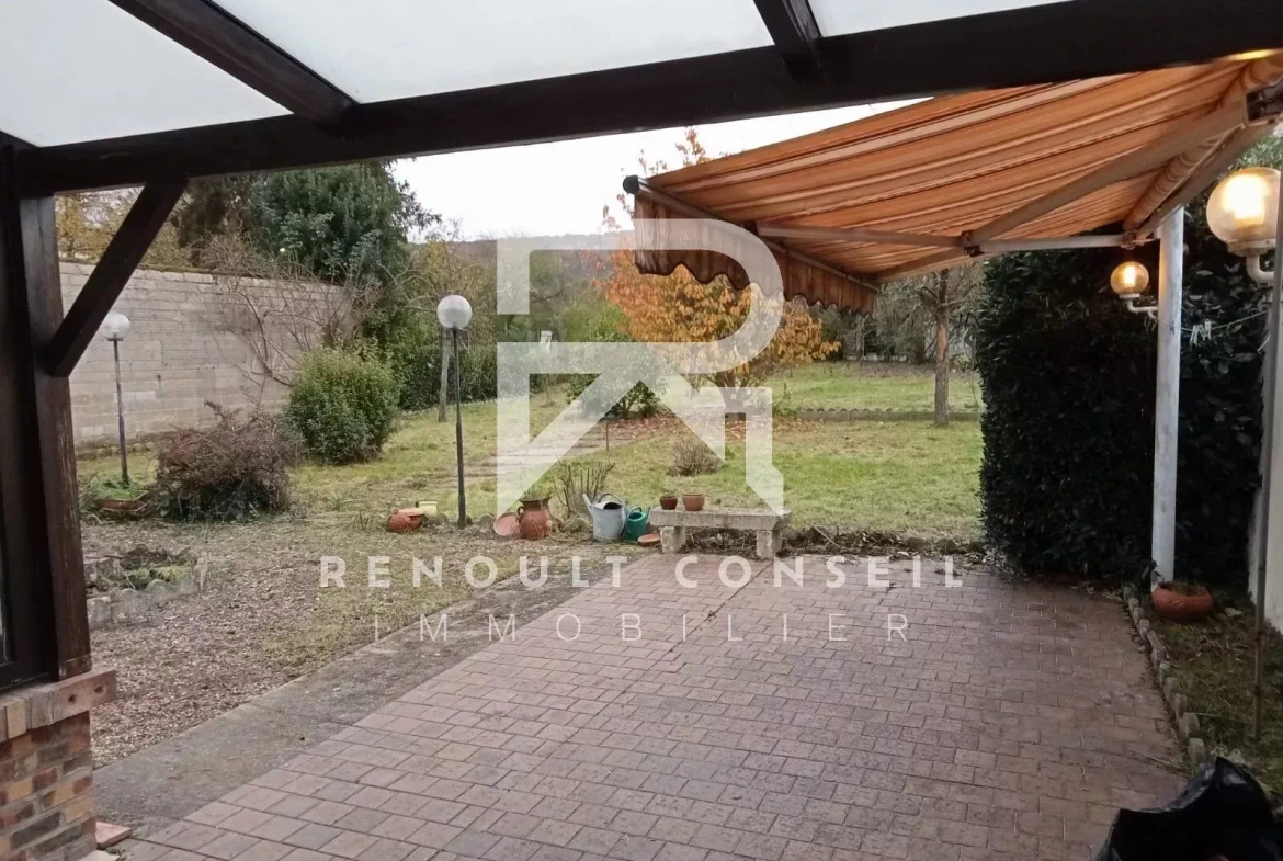 Charmante maison de ville de 115 m² à Caudebec-lès-Elbeuf avec jardin et garage 