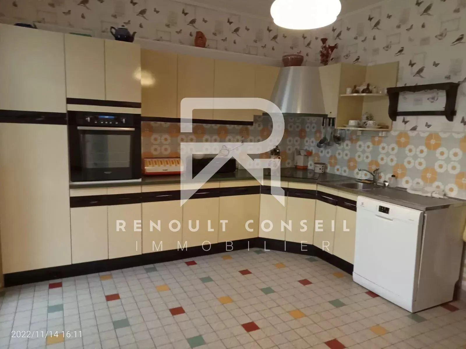 Charmante maison de ville de 115 m² à Caudebec-lès-Elbeuf avec jardin et garage 