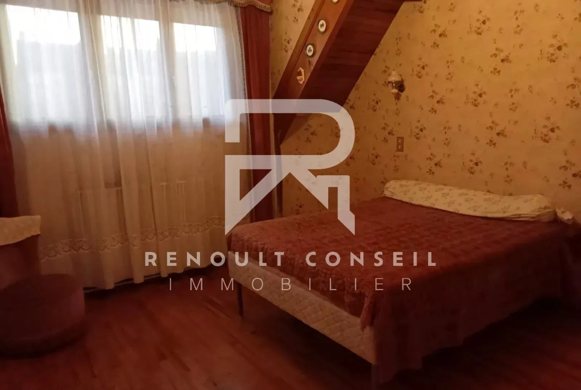 Charmante maison de ville de 115 m² à Caudebec-lès-Elbeuf avec jardin et garage 