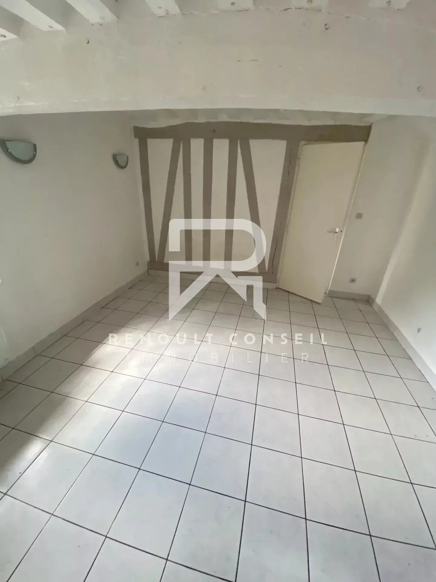 Appartement de 33 m² à vendre à Rouen Saint-Nicaise, idéal pour investisseur ou premier achat 