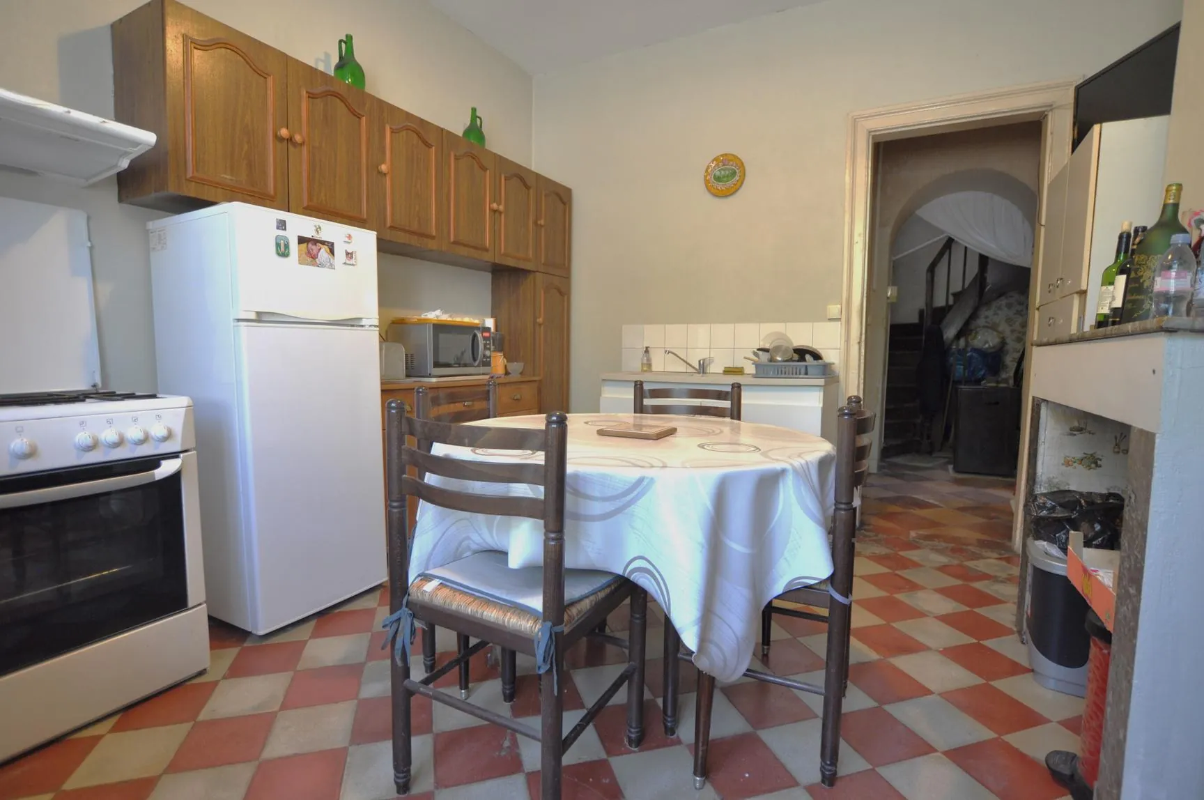 Maison girondine à Lestiac-sur-Garonne avec grand terrain et dépendance 