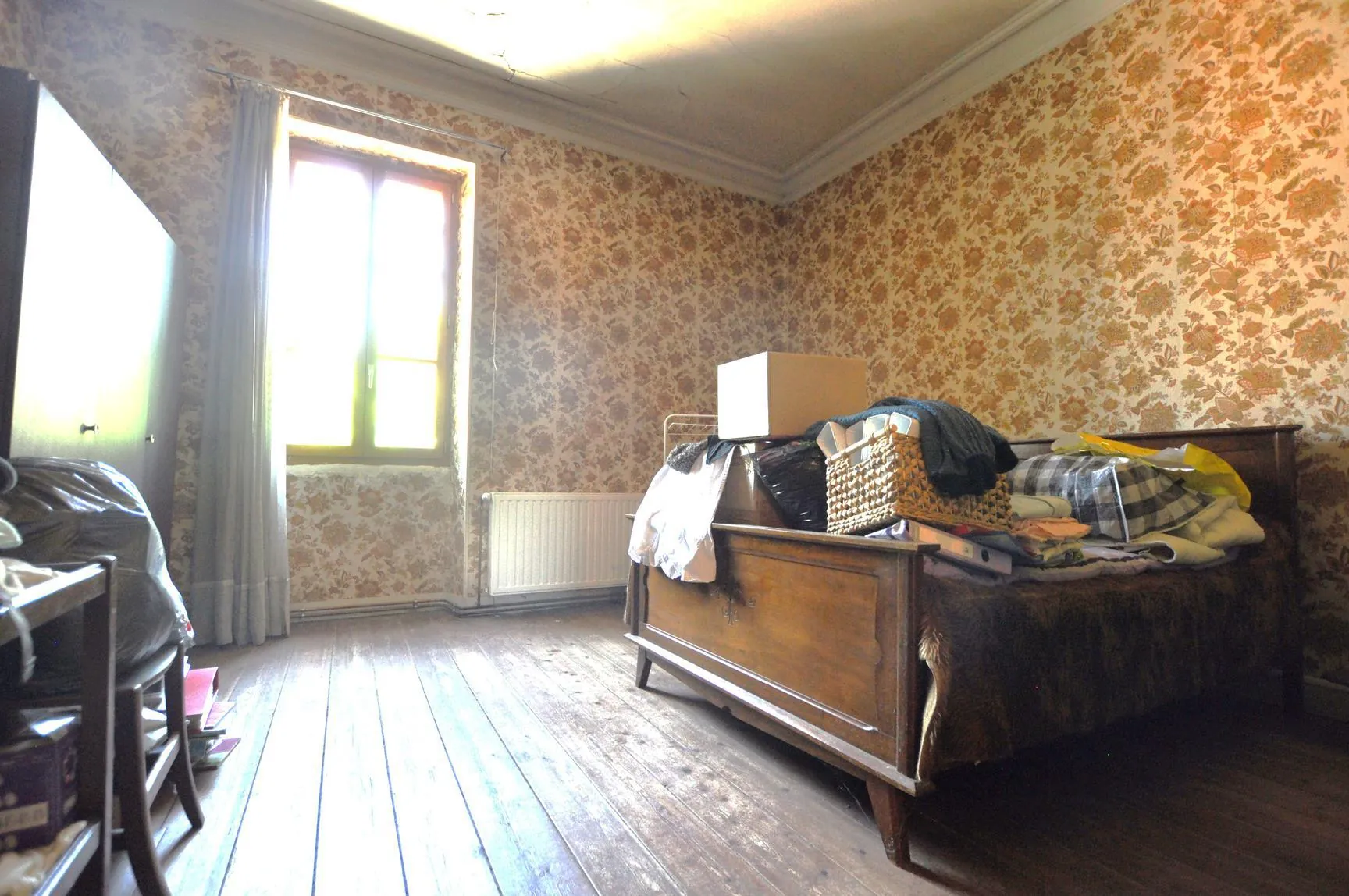 Maison girondine à Lestiac-sur-Garonne avec grand terrain et dépendance 