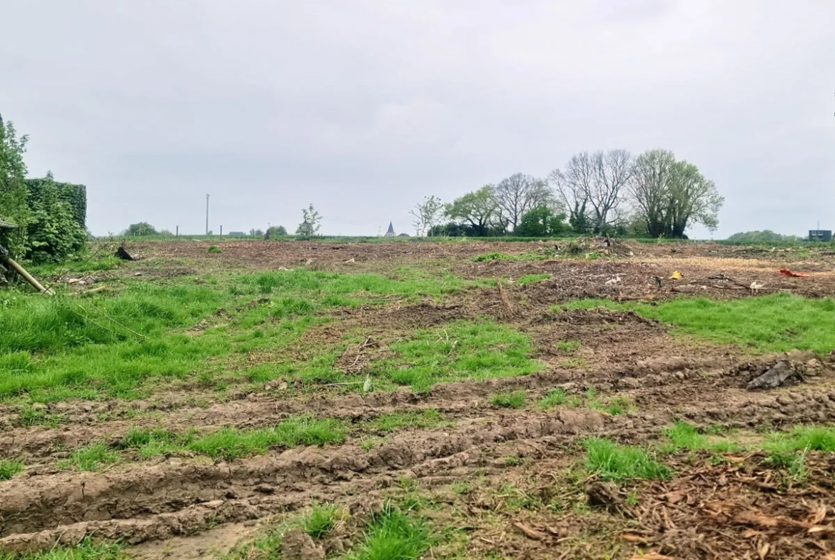 Terrain à bâtir viabilisé de 1200 m² à Fecamp, secteur calme 