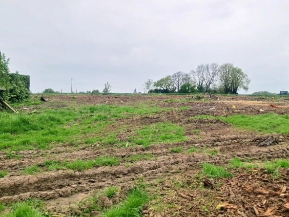 Terrain à bâtir viabilisé de 1200 m² à Fecamp, secteur calme
