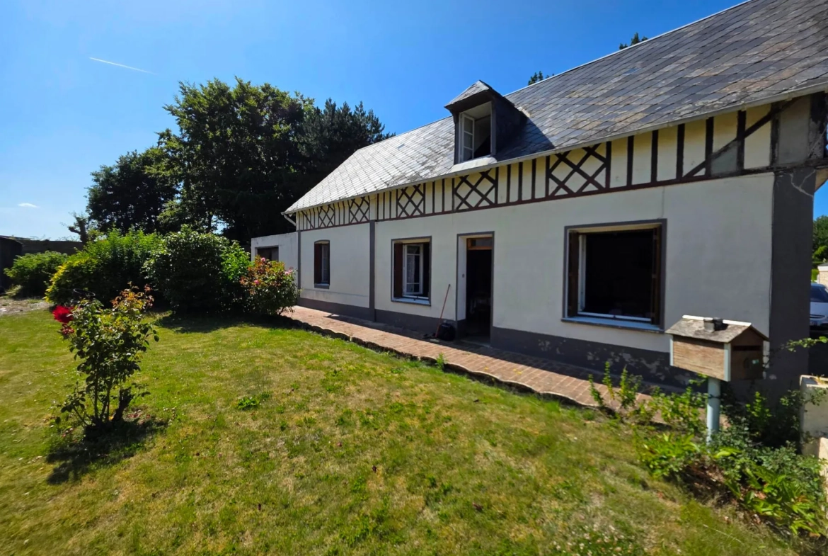 Maison à rénover avec garage et jardin à Sassetot-Le-Mauconduit en Normandie 