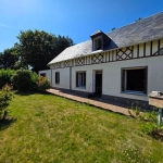 Maison à rénover avec garage et jardin à Sassetot-Le-Mauconduit en Normandie