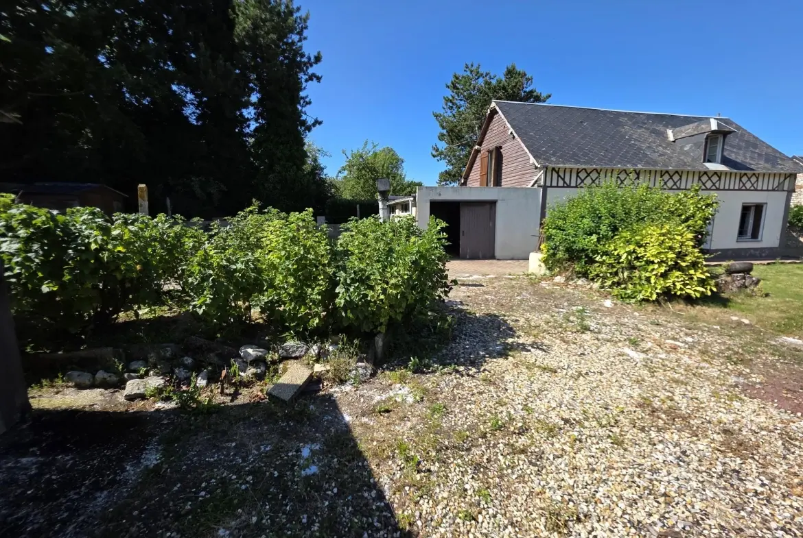 Maison à rénover avec garage et jardin à Sassetot-Le-Mauconduit en Normandie 