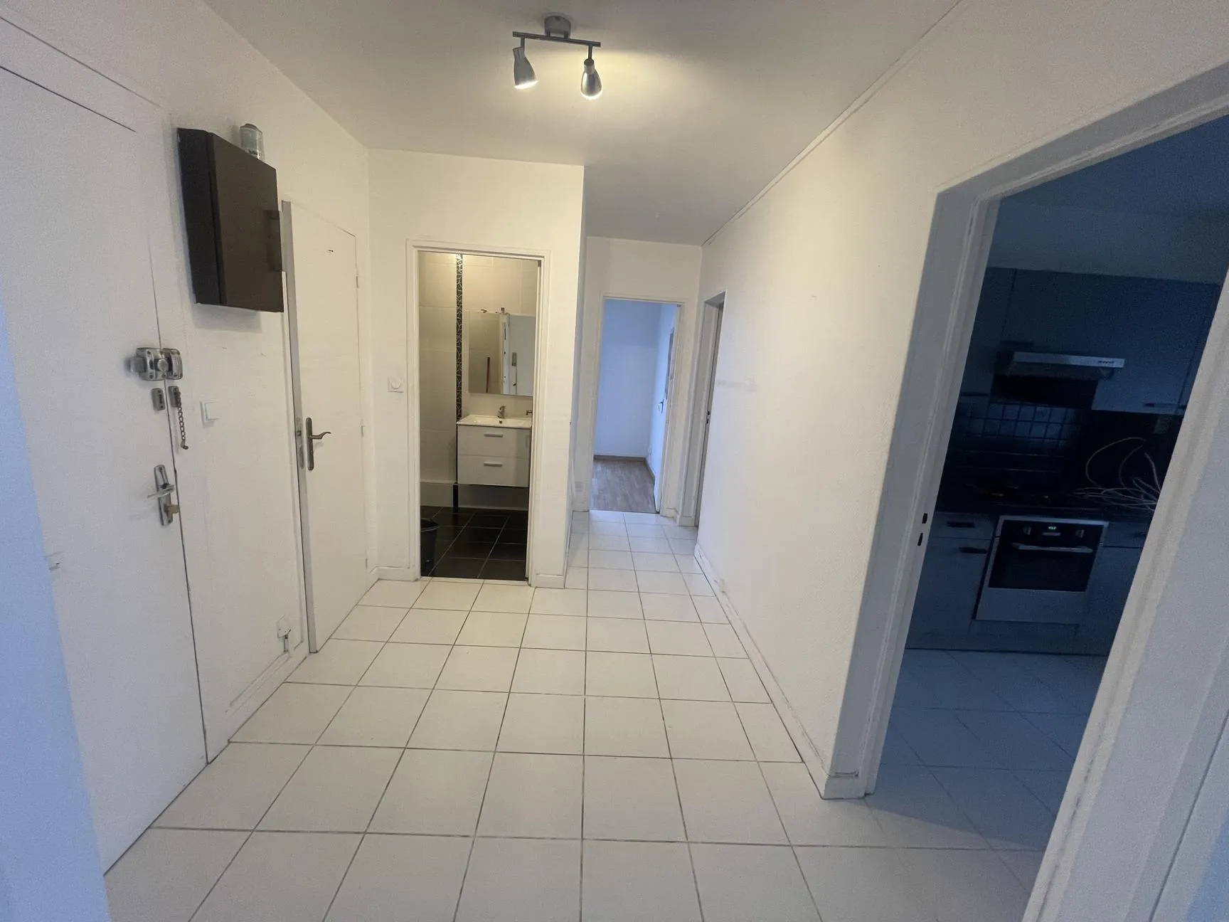 Appartement de 65 m² à Épinal proche commerces avec cave et parking 