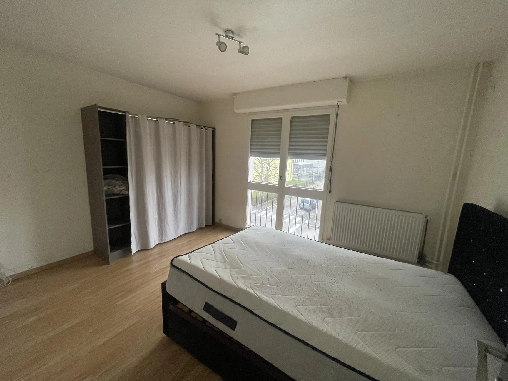 Appartement de 65 m² à Épinal proche commerces avec cave et parking 