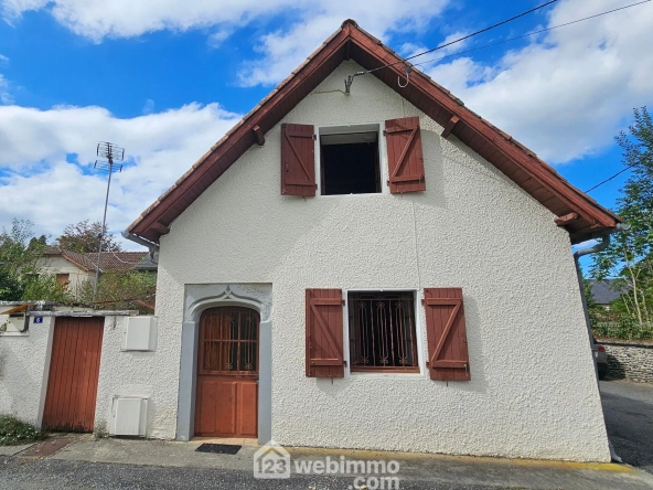 À vendre maison ancienne de 59 m² à Lestelle-Bétharram avec possibilités d'aménagement