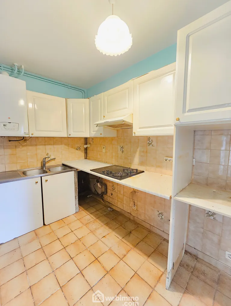 Charmante maison ancienne de 59m² à Lestelle-Bétharram avec potentiel d'aménagement 