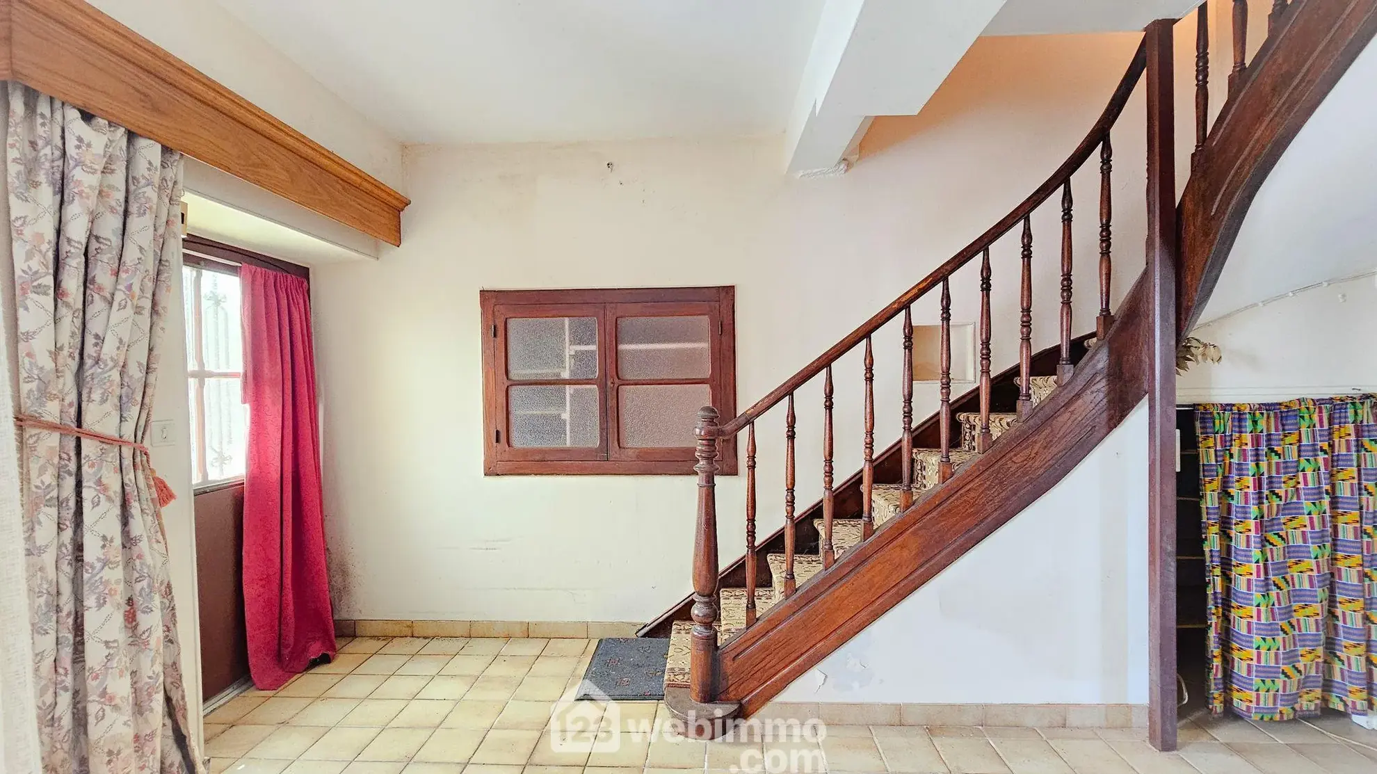 Charmante maison ancienne de 59m² à Lestelle-Bétharram avec potentiel d'aménagement 