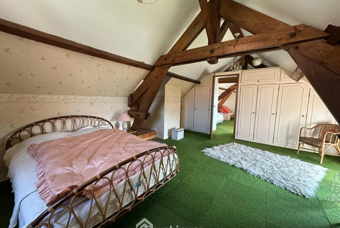 Magnifique longère en pierres de 190 m² à Bruyères-et-Montbérault 