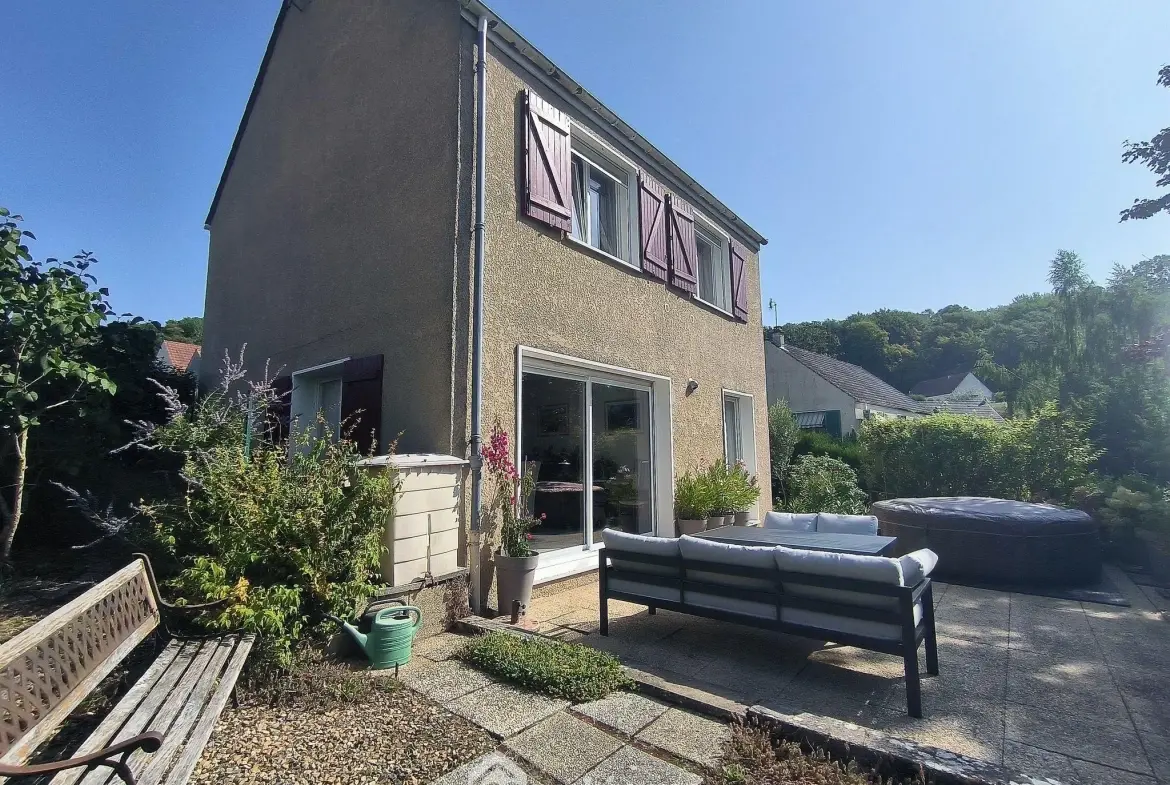 Maison de 95 m² avec 4 chambres, jardin et garage proche de Soissons 
