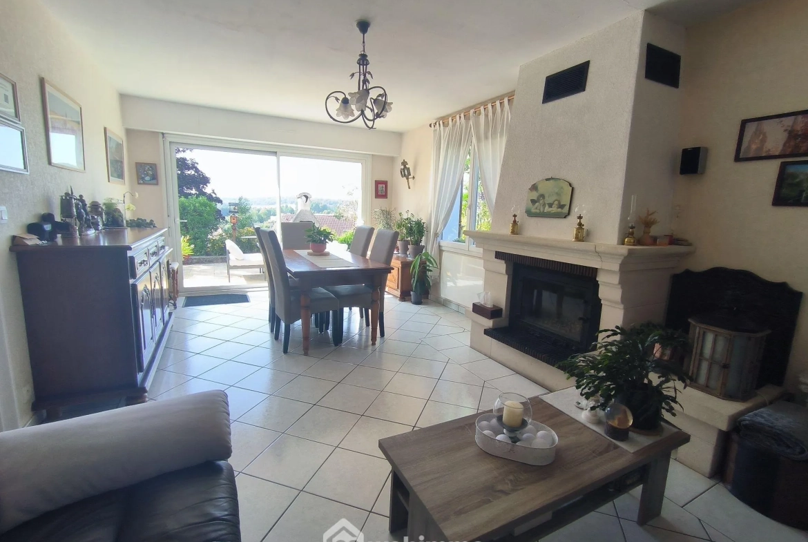 Maison de 95 m² avec 4 chambres, jardin et garage proche de Soissons 