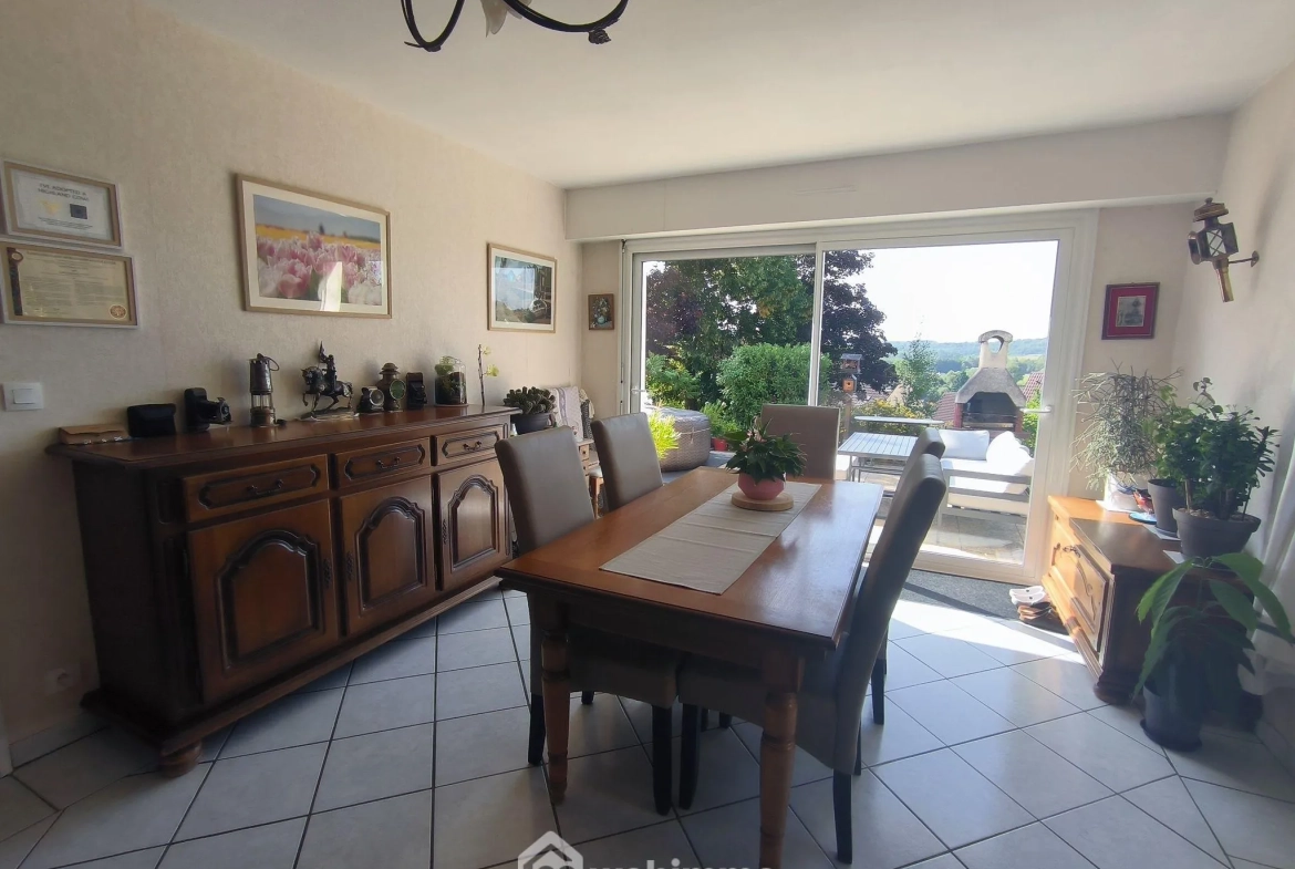 Maison de 95 m² avec 4 chambres, jardin et garage proche de Soissons 