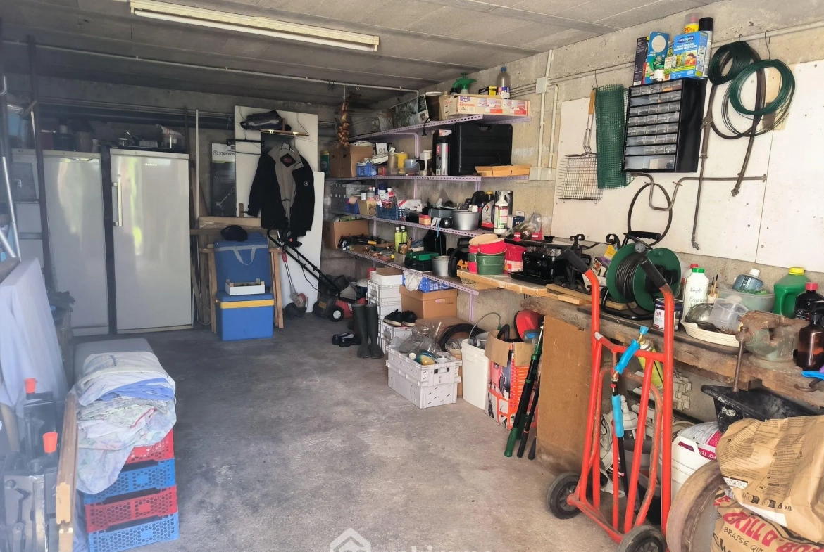 Maison de 95 m² avec 4 chambres, jardin et garage proche de Soissons 