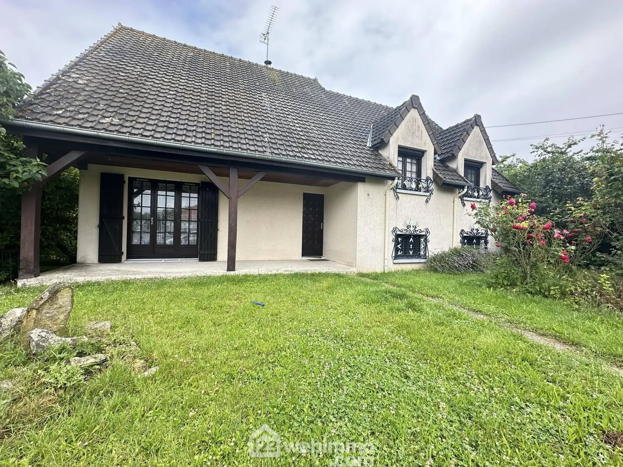 Belle maison de 126 m² à Liesse-Notre-Dame avec 5 chambres et grand terrain 