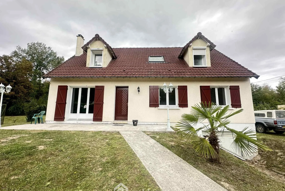 Maison familiale de 140 m² avec entrepôt à Sissonne, 02150 
