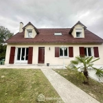 Maison familiale de 140 m² avec entrepôt à Sissonne, 02150