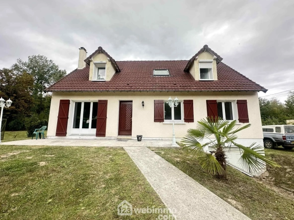 Maison familiale de 140 m² avec entrepôt à Sissonne, 02150