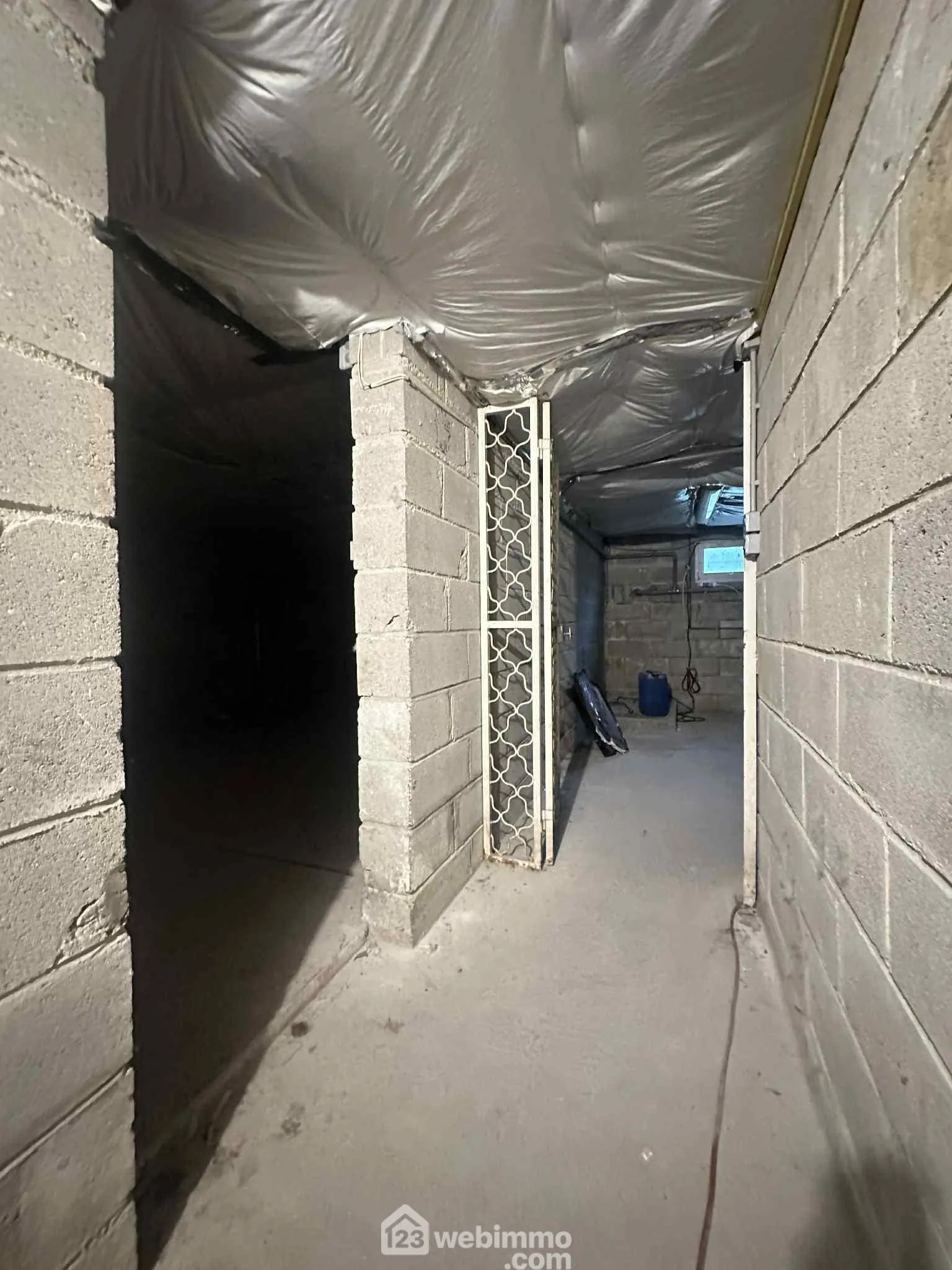 Maison familiale de 140 m² avec entrepôt à Sissonne, 02150 