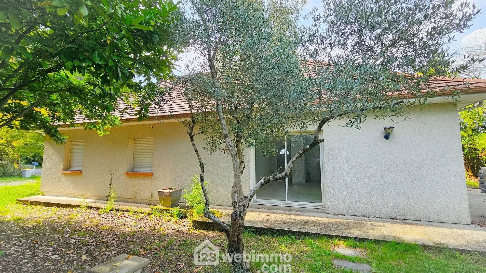 Maison 4 chambres avec jardin à Narcastet, proximité Pau - Idéal investisseurs ou familles 