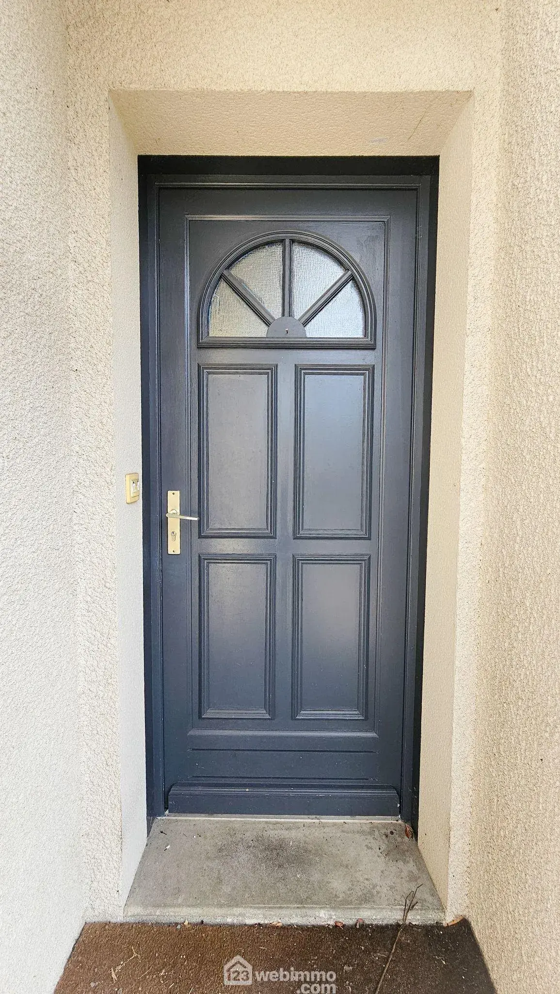 Maison de plain-pied à Narcastet avec grand jardin et garage 