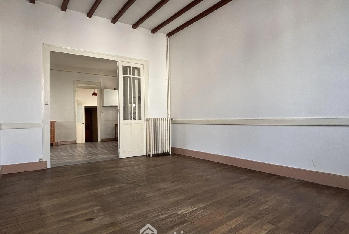 Magnifique maison de ville à Ingrandes-sur-Vienne avec grand terrain de 756 m² 