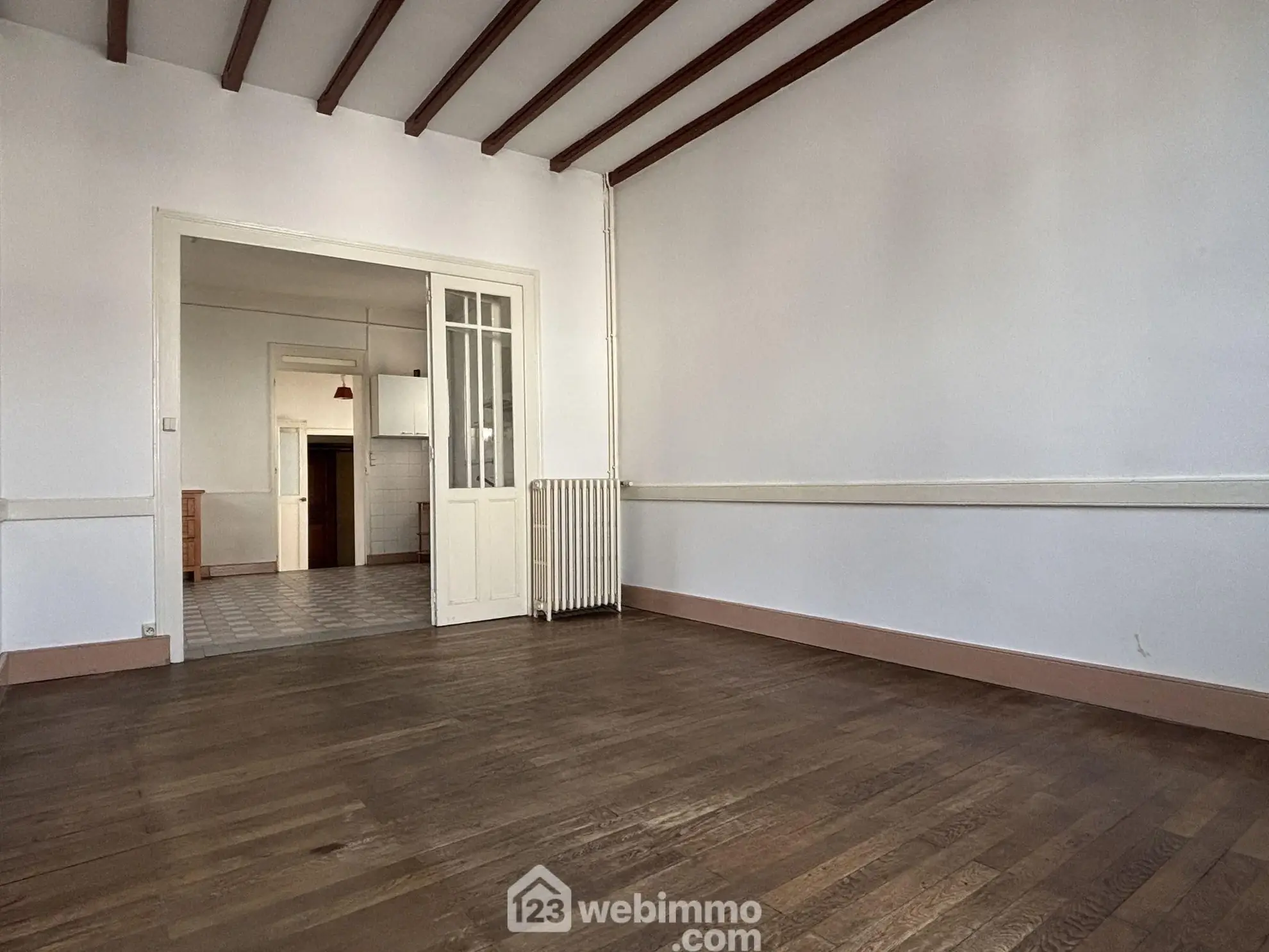 Magnifique maison de ville à Ingrandes-sur-Vienne avec grand terrain de 756 m² 