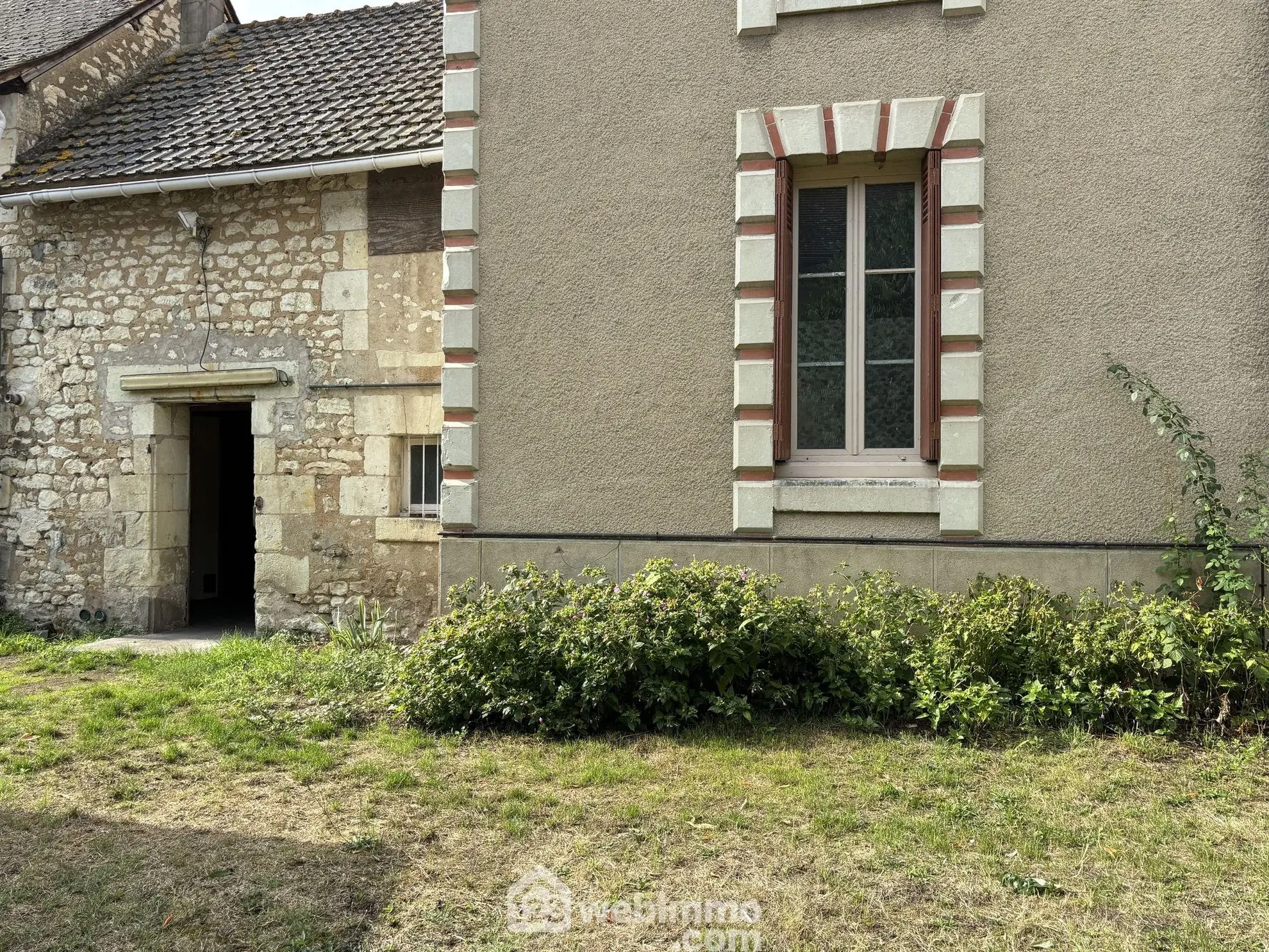 Magnifique maison de ville à Ingrandes-sur-Vienne avec grand terrain de 756 m² 