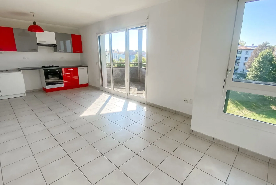 Bel appartement T3 avec vue imprenable et calme à Bayonne 