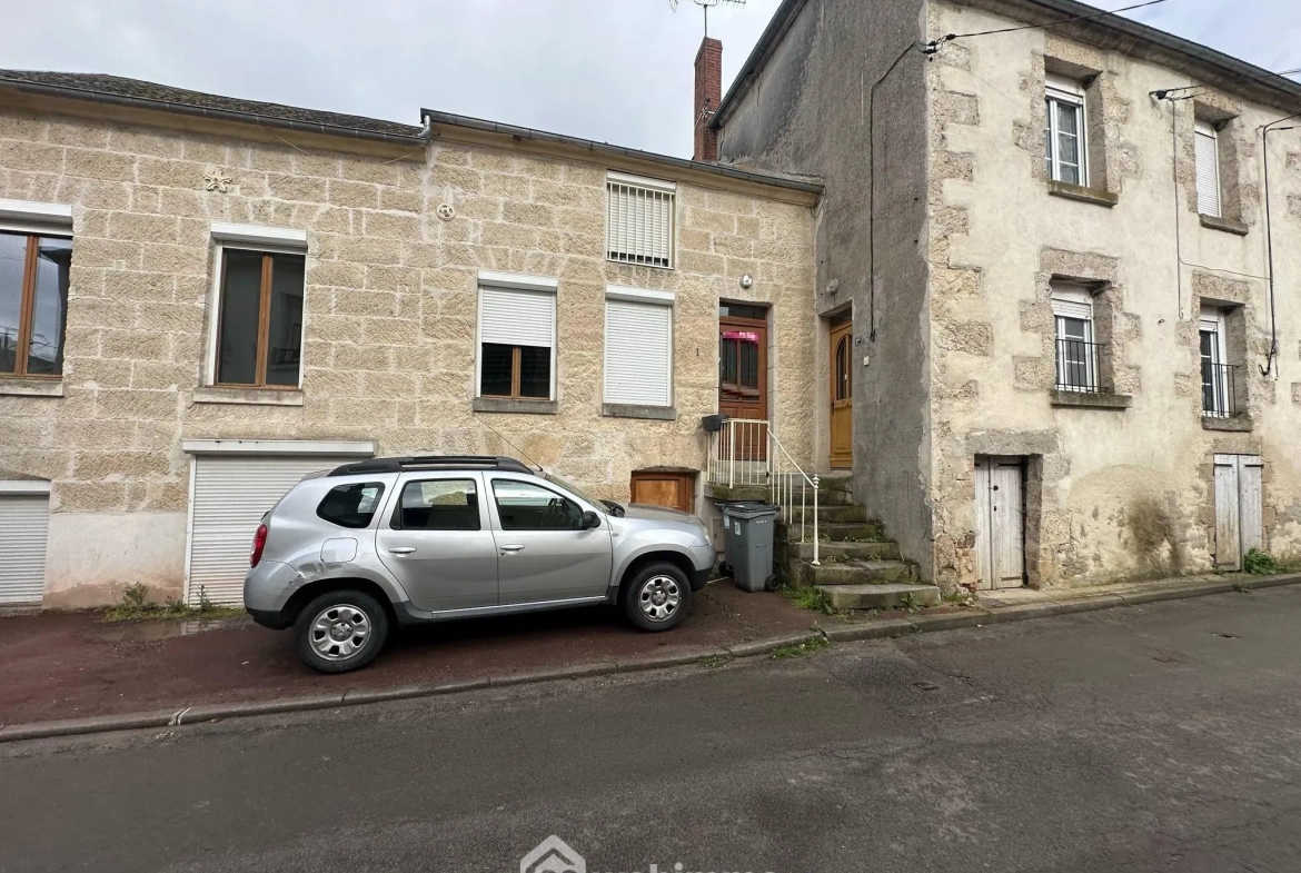 Investissement immobilier rare à Mauregny-en-Haye - 306 m² avec potentiel locatif 