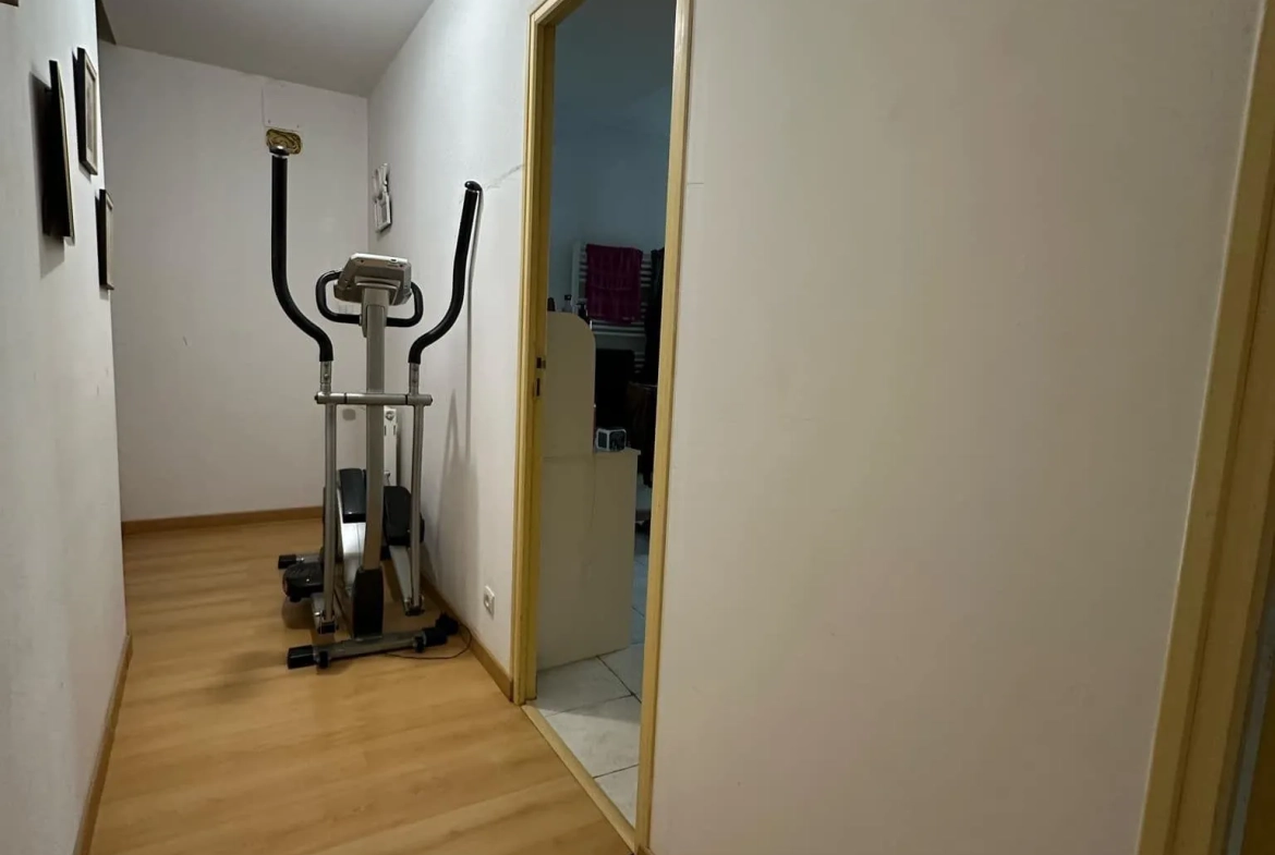 Investissement immobilier rare à Mauregny-en-Haye - 306 m² avec potentiel locatif 