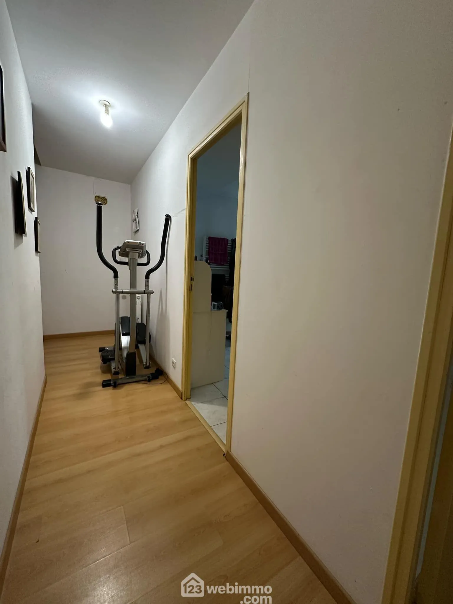 Investissement immobilier rare à Mauregny-en-Haye - 306 m² avec potentiel locatif 