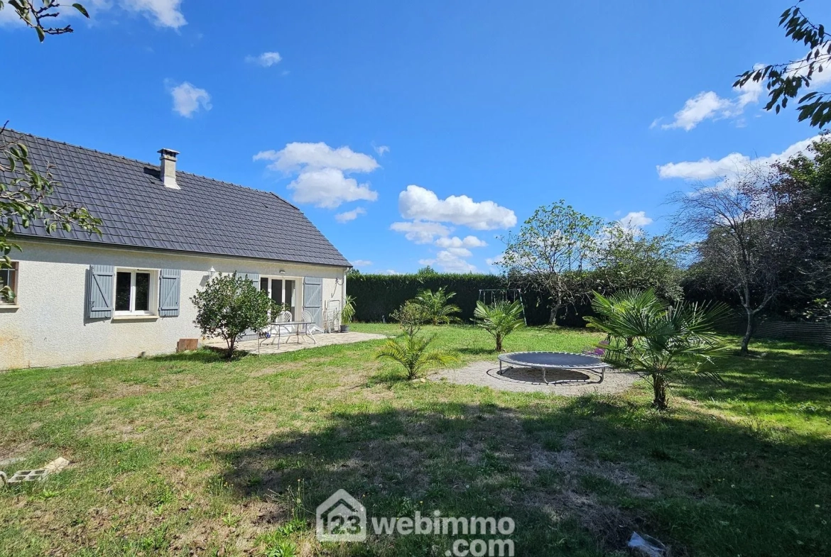Maison de plain-pied à Baudreix de 86 m² avec terrain arboré 