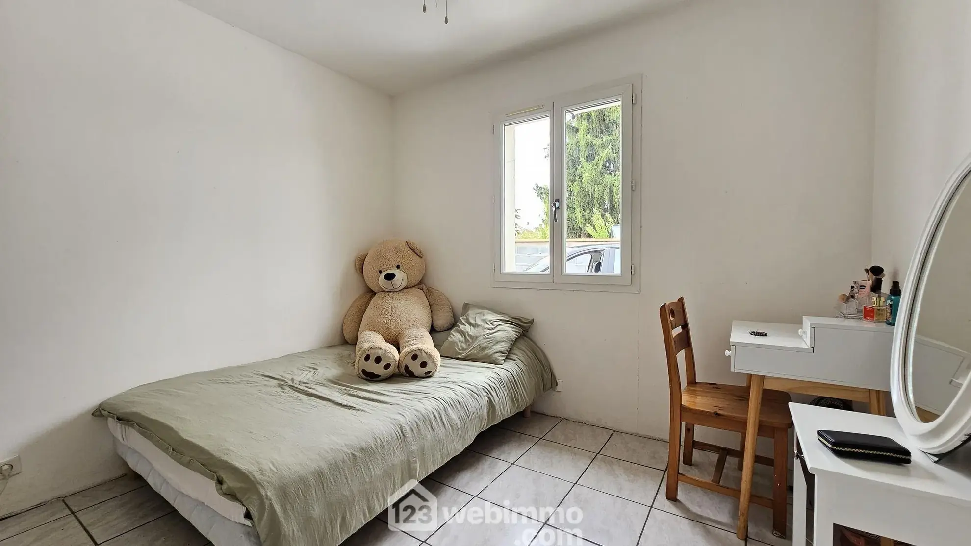 Maison de plain-pied à Baudreix de 86 m² avec terrain arboré 