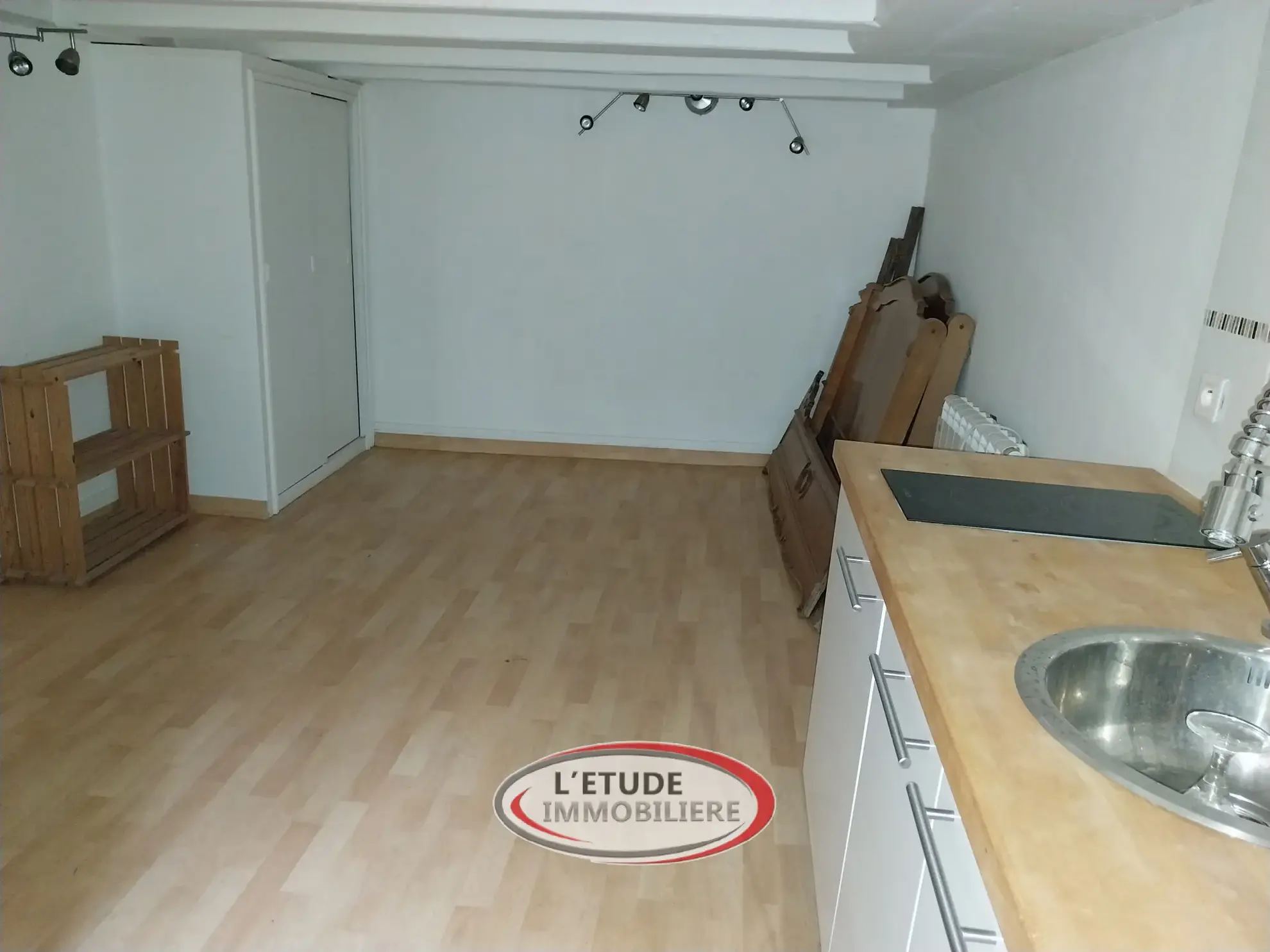Local professionnel de 17 m² dans le centre historique de Nantes 