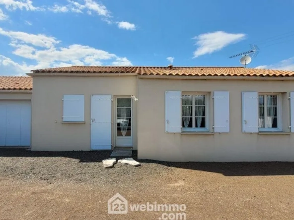 Maison de 80 m² avec garage à Le Bernard, calme proche plages