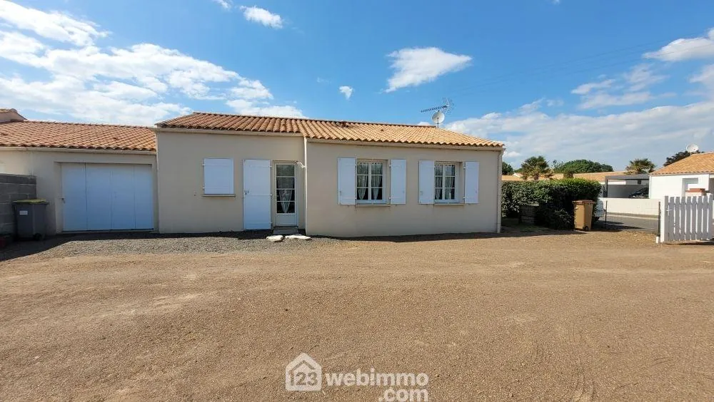 Maison de 80 m² avec garage à Le Bernard, calme proche plages 