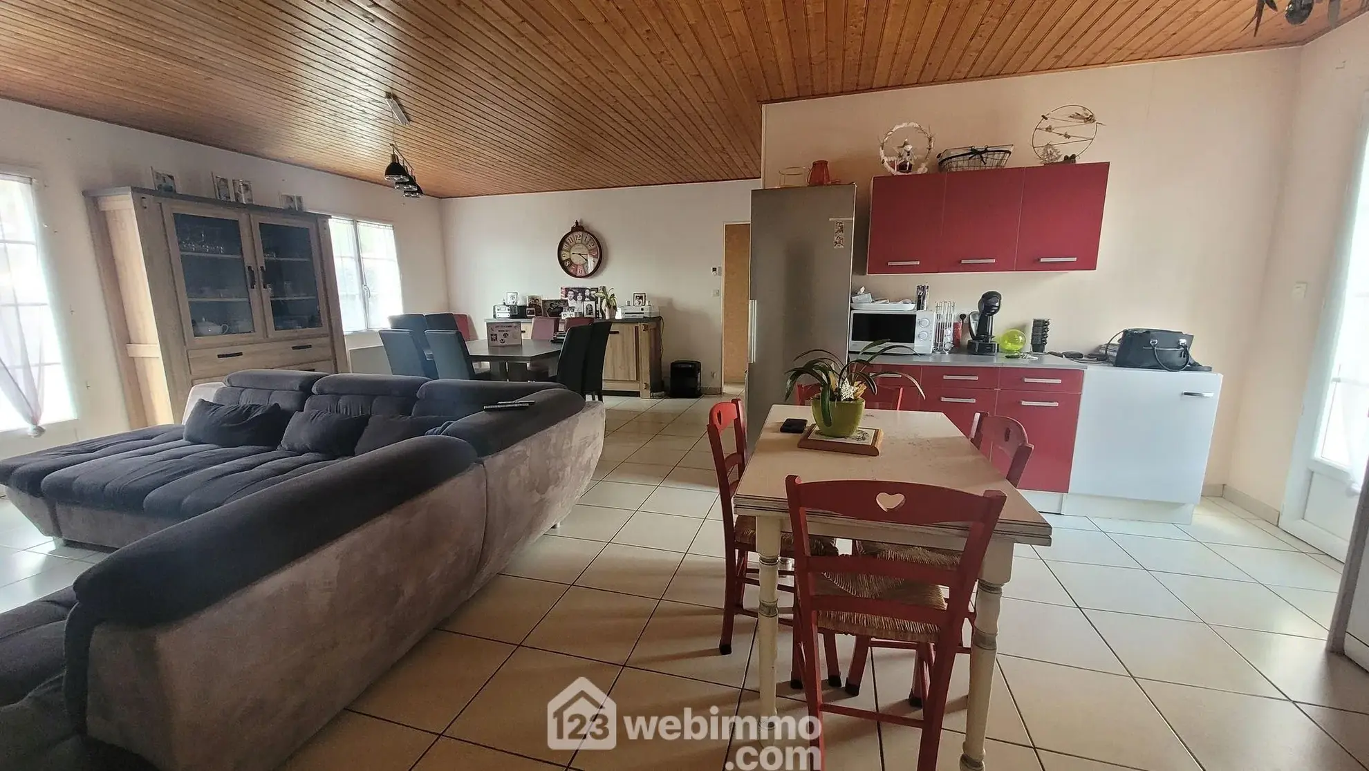 Maison de 80 m² avec garage à Le Bernard, calme proche plages 