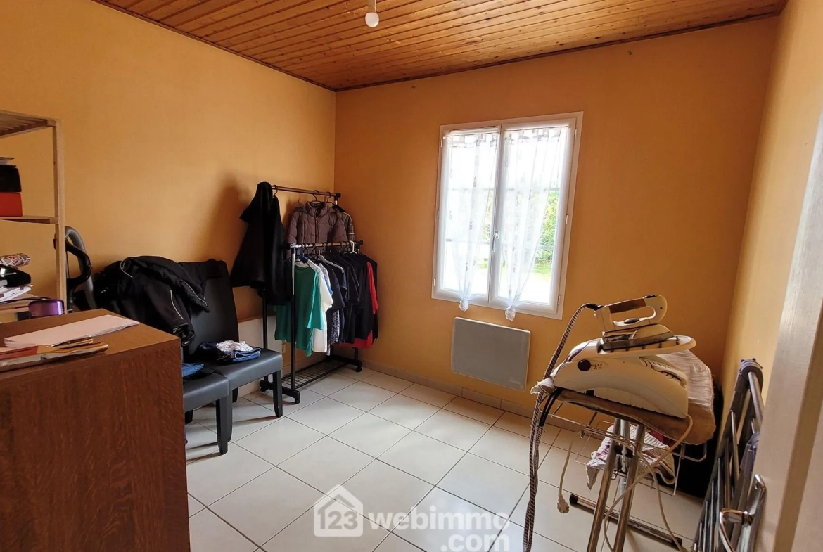 Maison de 80 m² avec garage à Le Bernard, calme proche plages 